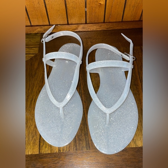 Sold NEW! STUART WEITZMAN JELLY T STRAP SANDAL SIZE 7.5 - Picture 5 of 13